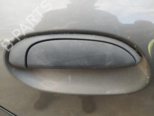 Used Rear right exterior door handle RENAULT CLIO II (BB_, CB_) 1.2 16V (BB05, BB0W, BB11, BB27, BB2T, BB2U, BB2V, CB05,... (75 hp) 27084462
