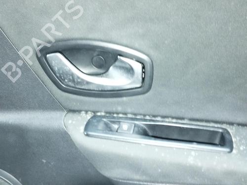 Used Rear right interior door handle RENAULT MEGANE III Hatchback (BZ0/1_, B3_) 1.5 dCi (BZ09, BZ0D, BZ1W, BZ29, BZ14) (110 hp) 27073661