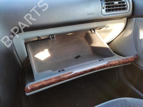 Handskerum Handskerum PEUGEOT 406 (8B) 2.0 HDI 110 (109 hp) 27067887 27067887