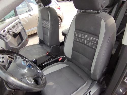 Used Left front seat VW TOURAN (1T3) 1.6 TDI (105 hp) 28195488