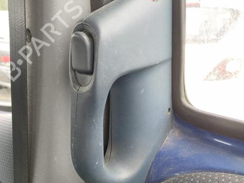 Poignée intérieure arrière droite FIAT DOBLO Box Body/MPV (223_) 1.9 D (223ZXB1A) (63 hp) 28300896