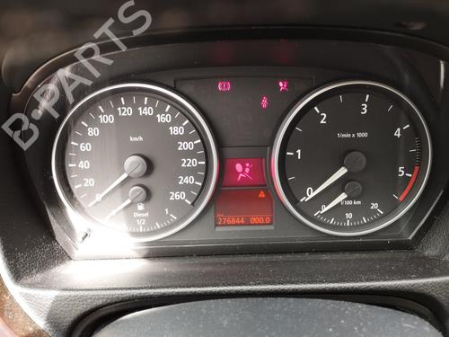 Used Instrument cluster Instrument cluster BMW 3 (E90) 330 d (231 hp) 33682271 33682271