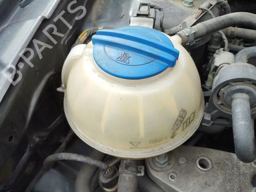 Ekpansionstank VW POLO (9N_, 9A_) 1.2 12V (64 hp) 27049372