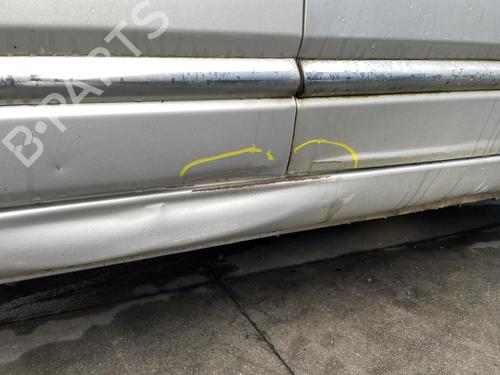 Left front door KIA CARENS III MPV (UN) 2.0 CRDi 140 | BP27087060C2 