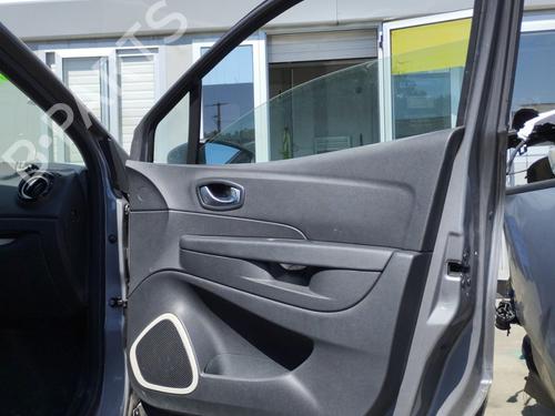 Cerradura puerta delantera derecha Cerradura puerta delantera derecha 37675208 37675208