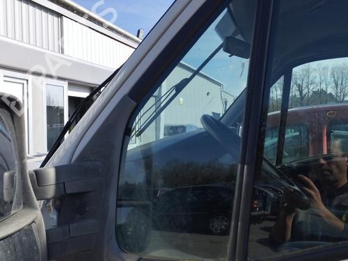 venstre-foran-trekantet-rude-iveco-daily-vi-van-2014-32729665 main image