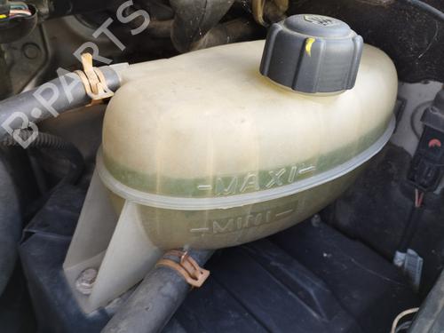 Used Expansion tank OPEL VIVARO A Van (X83) 1.9 DTI (F7) (101 hp) 28414734
