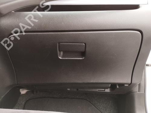 Vano posta oggetti SUZUKI SWIFT IV (FZ, NZ) 1.2 (AZH412, ZC72S) (94 hp) 31629824