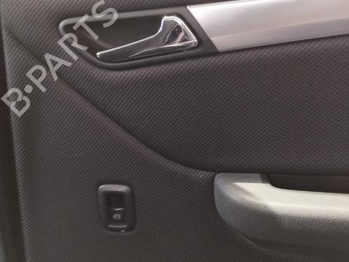 Used Rear right interior door handle MERCEDES-BENZ A-CLASS (W169) A 180 CDI (169.007, 169.307) (109 hp) 27082588