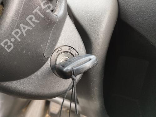 Used Ignition barrel TOYOTA YARIS (_P1_) 1.0 (SCP10_, SCP10R) (65 hp) 32133182