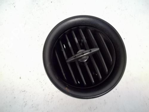 Used Air vent SEAT IBIZA III (6L1) 1.4 16V (75 hp) 27061933