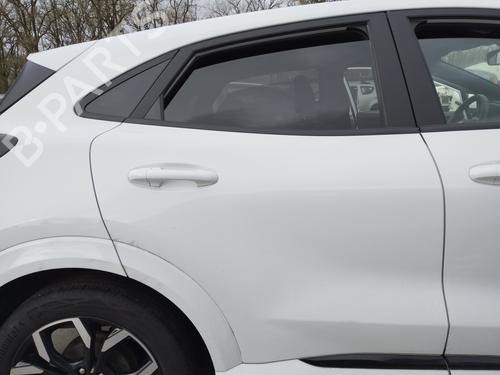 BP32233866C21 main image