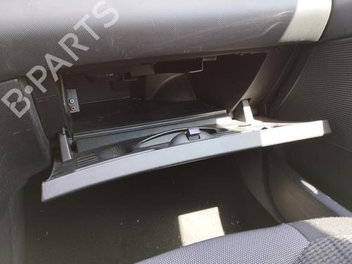 Glove box PEUGEOT 308 I (4A_, 4C_) 2.0 HDi | BP27048959C95 