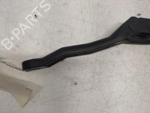 Used Front windshield wiper arm Front windshield wiper arm 36679812 36679812