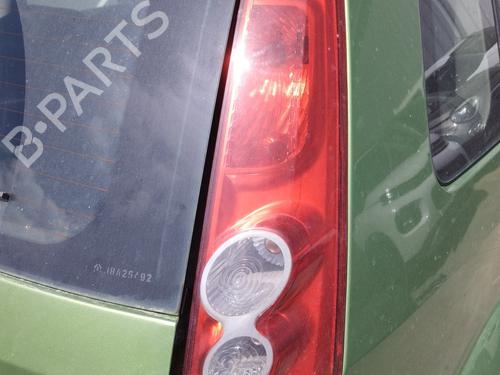 Used Right taillight FORD FIESTA V (JH_, JD_) 1.4 TDCi (68 hp) 27521114