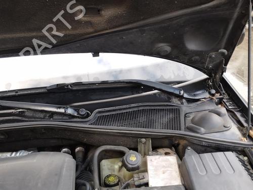 Used Front windshield wiper arm RENAULT LAGUNA II Grandtour (KG0/1_) 1.9 dCi (125 hp) 27071700