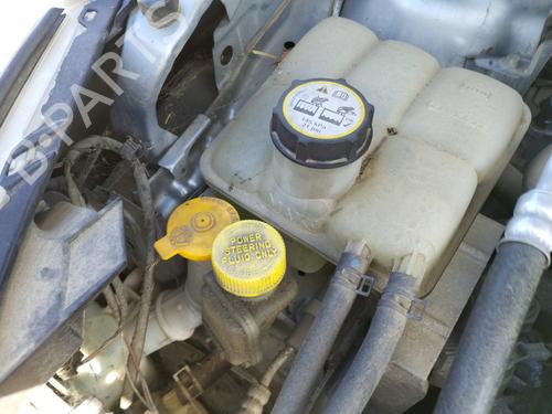 Used Windscreen washer tank Windscreen washer tank MAZDA 5 (CW) 1.6 CD (116 hp) 33990866 33990866