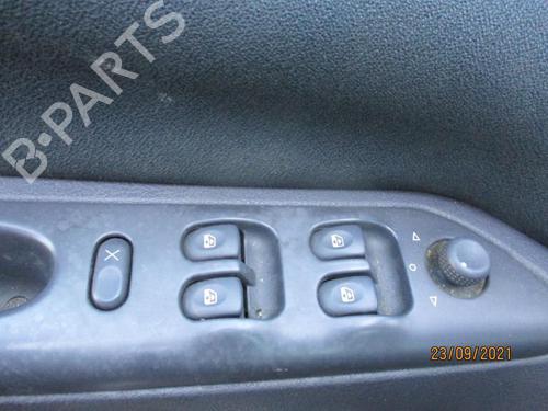 Left headlight RENAULT ESPACE III (JE0_) 2.2 dCi (JE0K) | BP27055600C28 