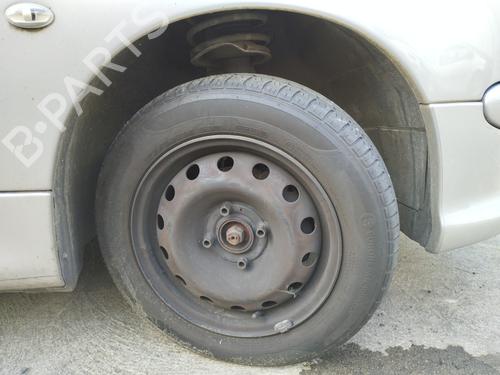 Hjulbue PEUGEOT 206 Hatchback (2A/C) 1.4 i (75 hp) 27045057