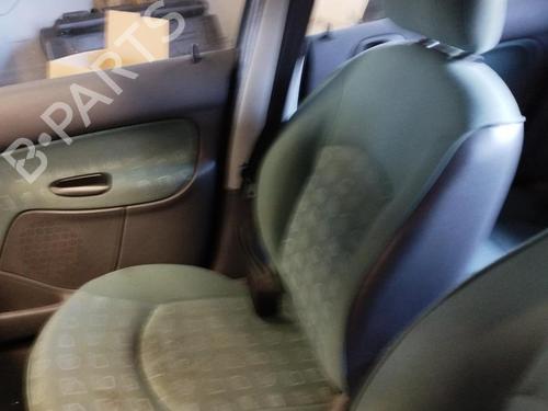 Used Right front seat PEUGEOT 206 Hatchback (2A/C) 1.1 i (60 hp) 27044600