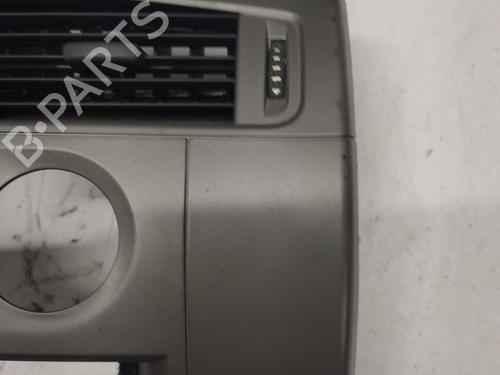 Used Air vent Air vent RENAULT SCÉNIC II (JM0/1_) [2003-2010] 35898123 35898123