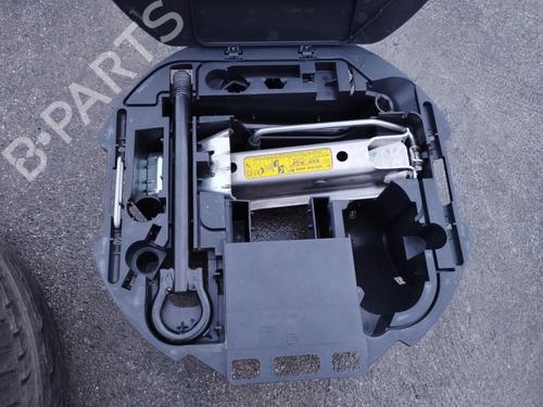Used Jack Kit Jack Kit RENAULT CLIO III (BR0/1, CR0/1) 1.5 dCi (BR17, CR17) (86 hp) 31018712 31018712
