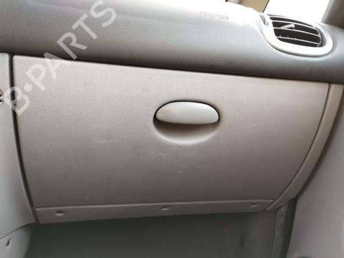 Used Glove box CITROËN XSARA PICASSO (N68) 1.6 HDi (90 hp) 27046265