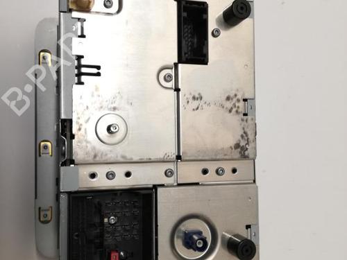 radio-vw-passat-b6-3c2-2005-2006-2007-2008-2009-2010-2011-27061492 main image