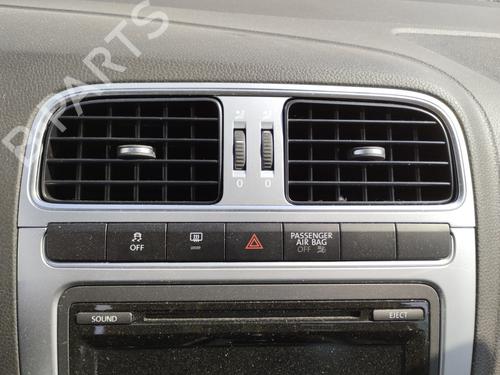 Used Warning switch VW POLO V (6R1, 6C1) 1.2 (70 hp) 28153502