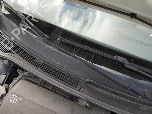 Bras d'essuie-glace avant RENAULT TWINGO II (CN0_) 1.2 16V (CN04, CN0B) (75 hp) 28517592