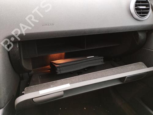 Glove box AUDI A3 Sportback (8PA) 1.9 TDI | BP30084749C95