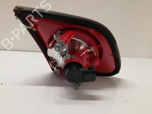right-tailgate-light-vw-passat-b6-3c2-2005-2006-2007-2008-2009-2010-2011-27056363 main image