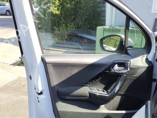 Used Front left lock PEUGEOT 208 I (CA_, CC_) 1.4 HDi (68 hp) 27042141