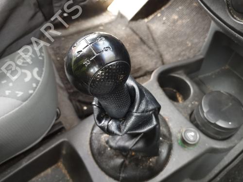 Used Gear lever Gear lever CHEVROLET MATIZ (M200, M250) 0.8 (52 hp) 28117826 28117826