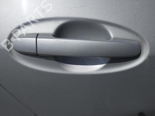 Used Rear right exterior door handle TOYOTA YARIS (_P9_) 1.3 VVT-i (SCP90_, SCP90R) (87 hp) 27362688