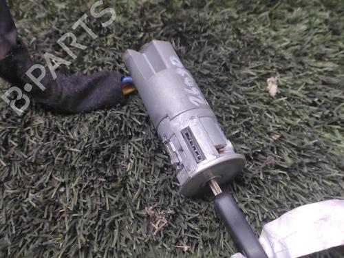Used Ignition barrel CITROËN XSARA (N1) 1.8 i (90 hp) 27044009