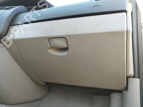 Used Glove box Glove box 39481441 39481441