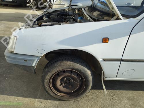 Used Left front indicator PEUGEOT 205 II (20A/C) 1.7 Diesel (60 hp) 31271406