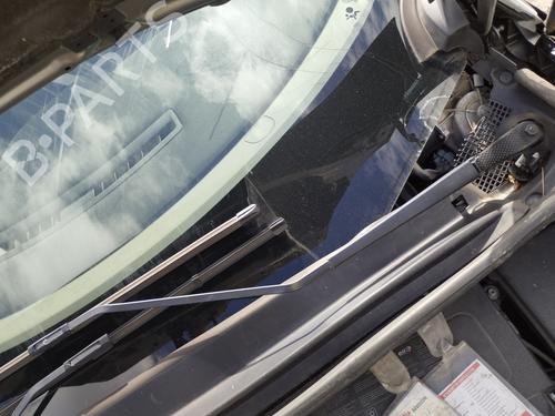 Used Front windshield wiper arm RENAULT SCÉNIC III (JZ0/1_) 1.6 dCi (JZ00, JZ12) (130 hp) 28689419