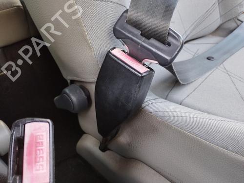 Used Seat buckle RENAULT CLIO II (BB_, CB_) 1.5 dCi (B/CB07) (65 hp) 30109805