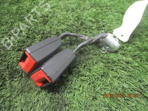 Used Seat buckle VW POLO V (6R1, 6C1) 1.4 TDI (75 hp) 27049986