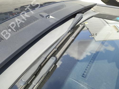 Used Front windshield wiper arm MERCEDES-BENZ A-CLASS (W169) A 180 CDI (169.007, 169.307) (109 hp) 28499252