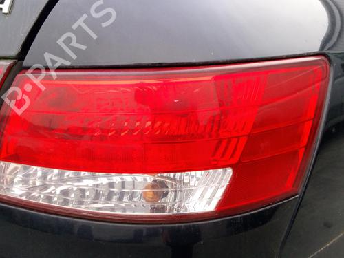 Used Right taillight HYUNDAI SONATA V (NF) 2.0 CRDi (140 hp) 27081887