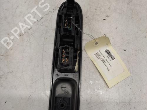 Used Left front window switch Left front window switch PEUGEOT 307 Break (3E) 2.0 HDI 90 (90 hp) 36282184 36282184