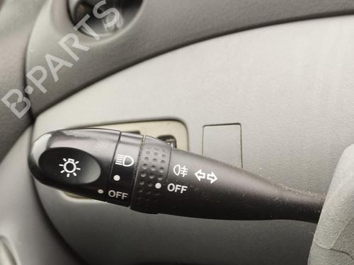 Commutateur TOYOTA YARIS (_P1_) 1.0 (SCP10_, SCP10R) (68 hp) 27044783