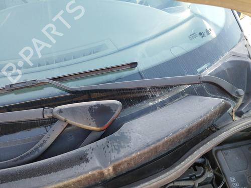 Used Front windshield wiper arm Front windshield wiper arm 39481407 39481407
