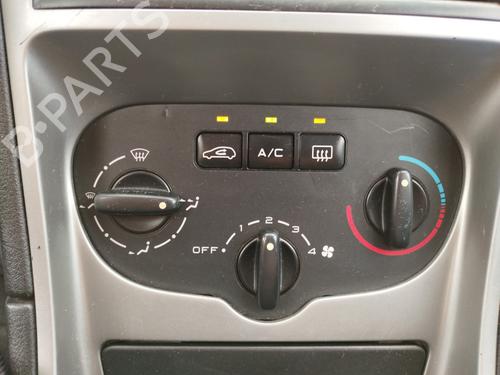 Used Climate control Climate control 38455659 38455659