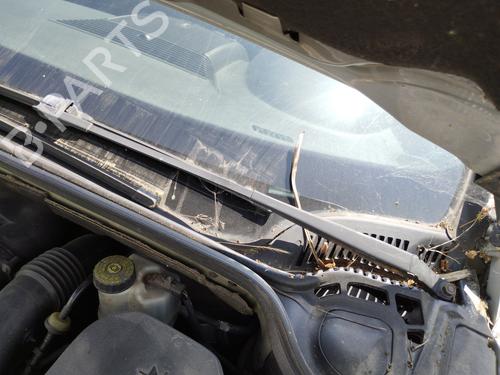 Used Front windshield wiper arm Front windshield wiper arm 33442431 33442431