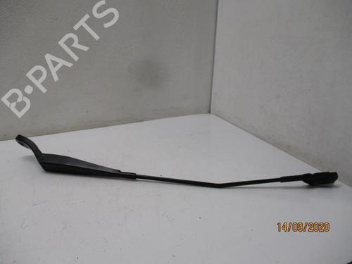 Used Front windshield wiper arm PEUGEOT PARTNER Box Body/MPV 1.6 HDi (75 hp) 27080186