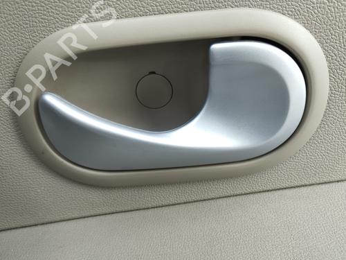 Used Front right interior door handle RENAULT CLIO III (BR0/1, CR0/1) 1.2 16V (BR0P, CR0P) (101 hp) 31133258